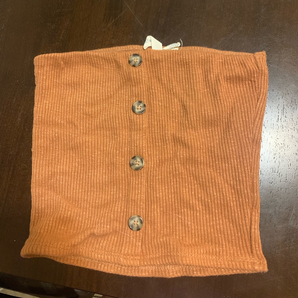 Tillys crop top